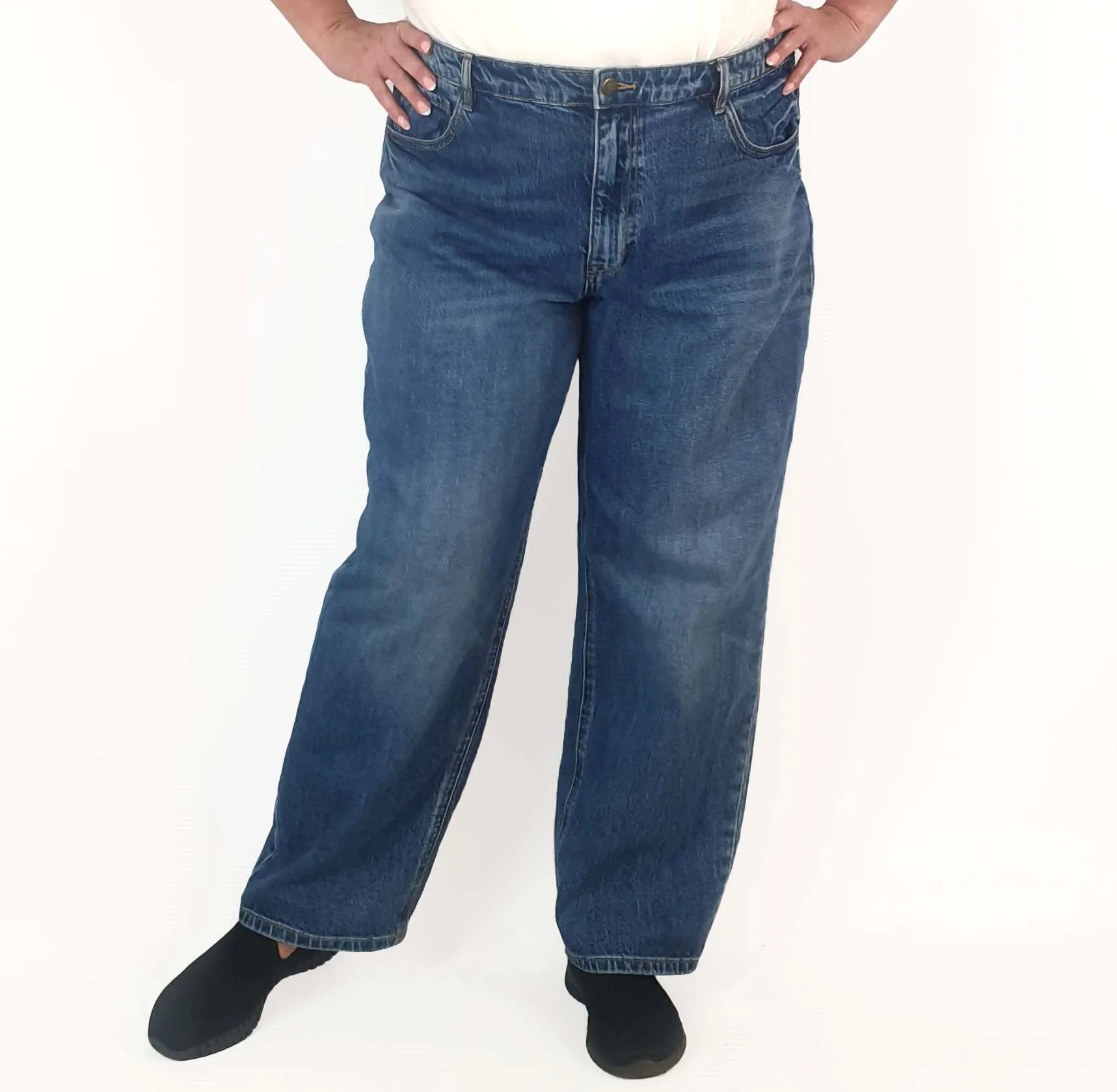 Commonry blue stretch girlfriend jeans size 18