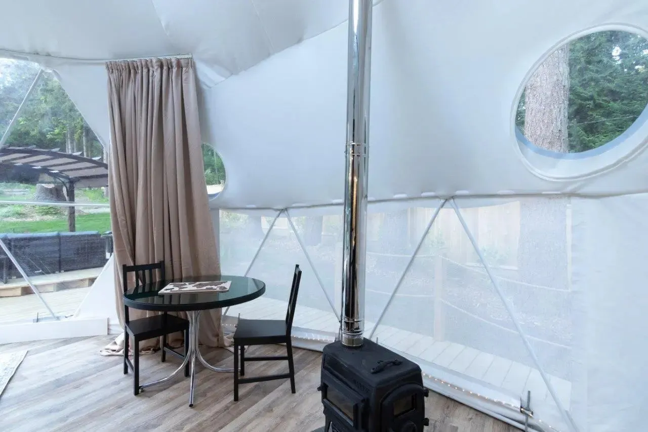 Glamping Geodesic Dome Tent Large 26'