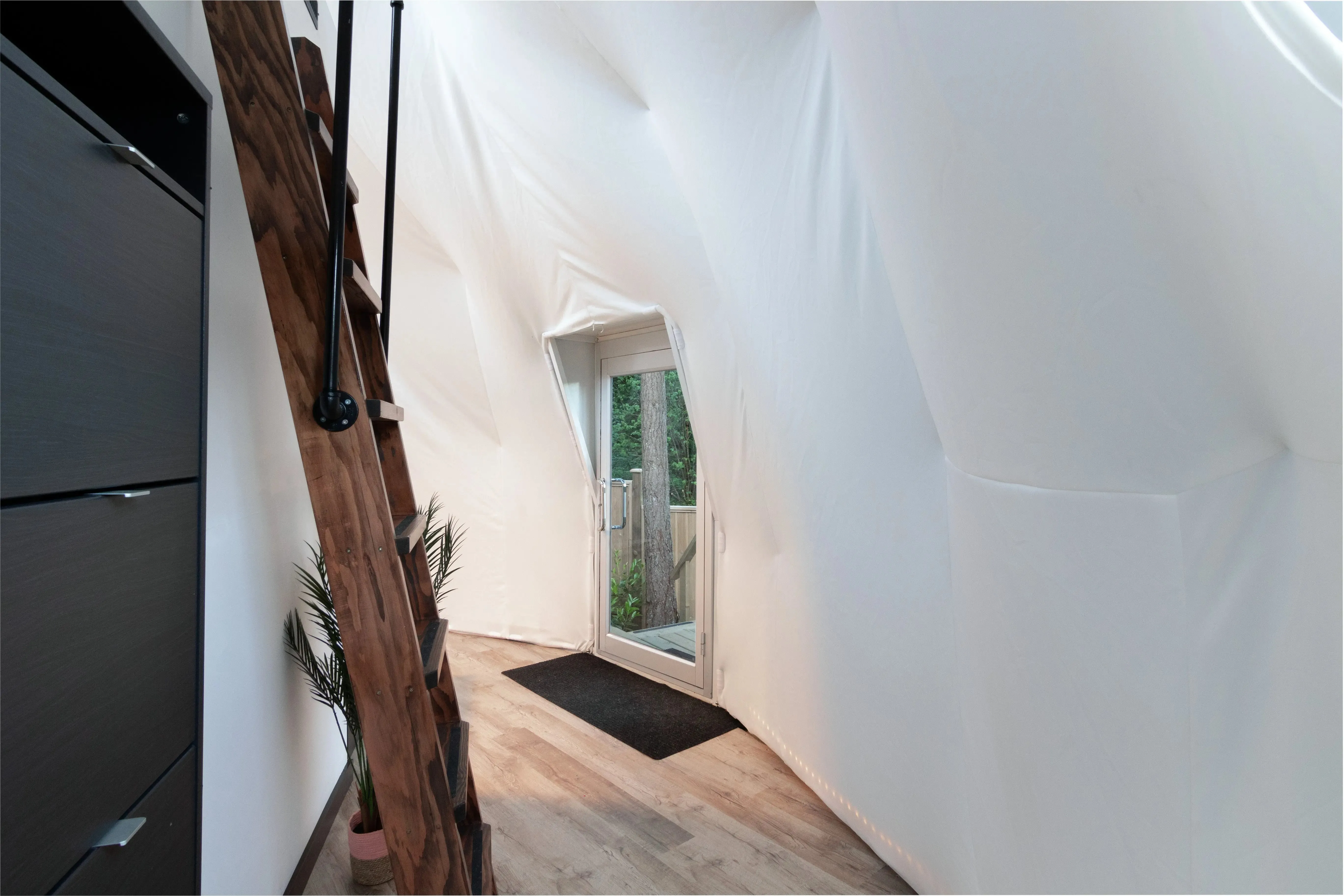 Glamping Geodesic Dome Tent Medium 20'