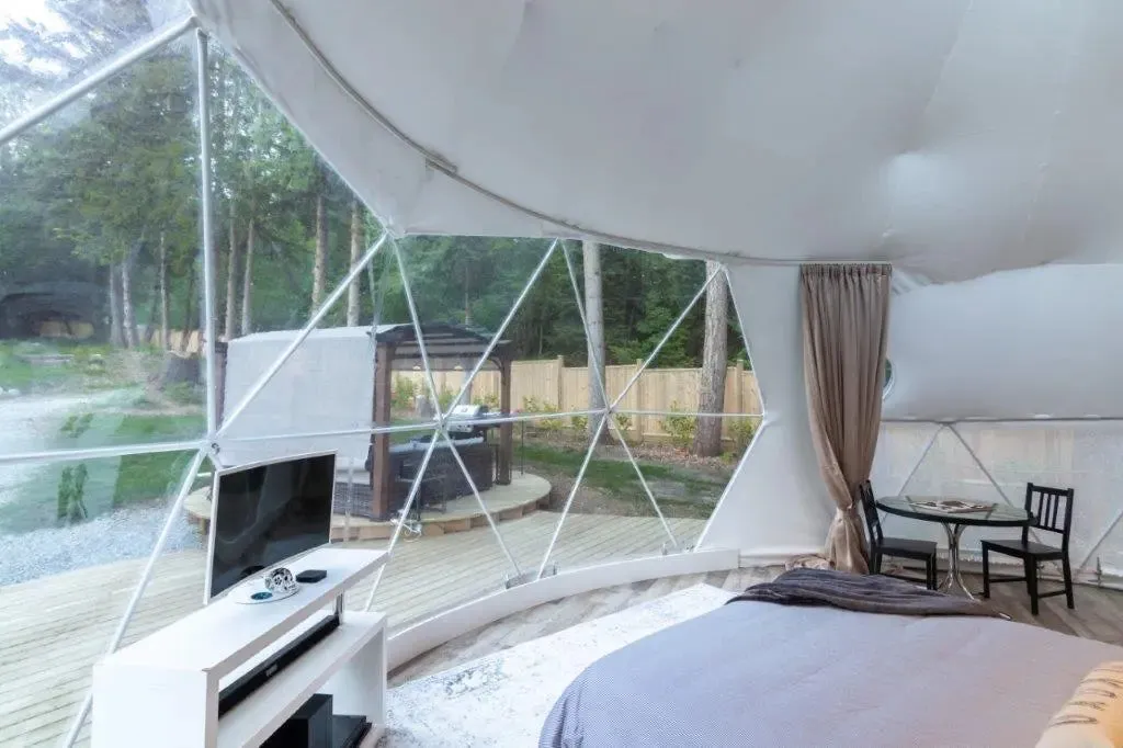 Glamping Geodesic Dome Tent Medium 20'