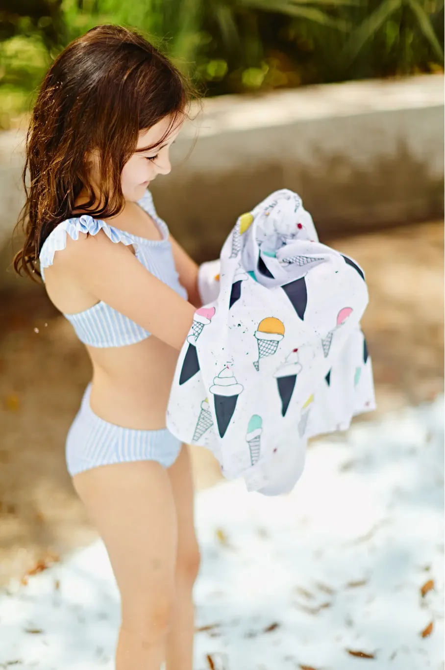 Kids Hooded Upf 50  Sunscreen Towel (Ice Cream)