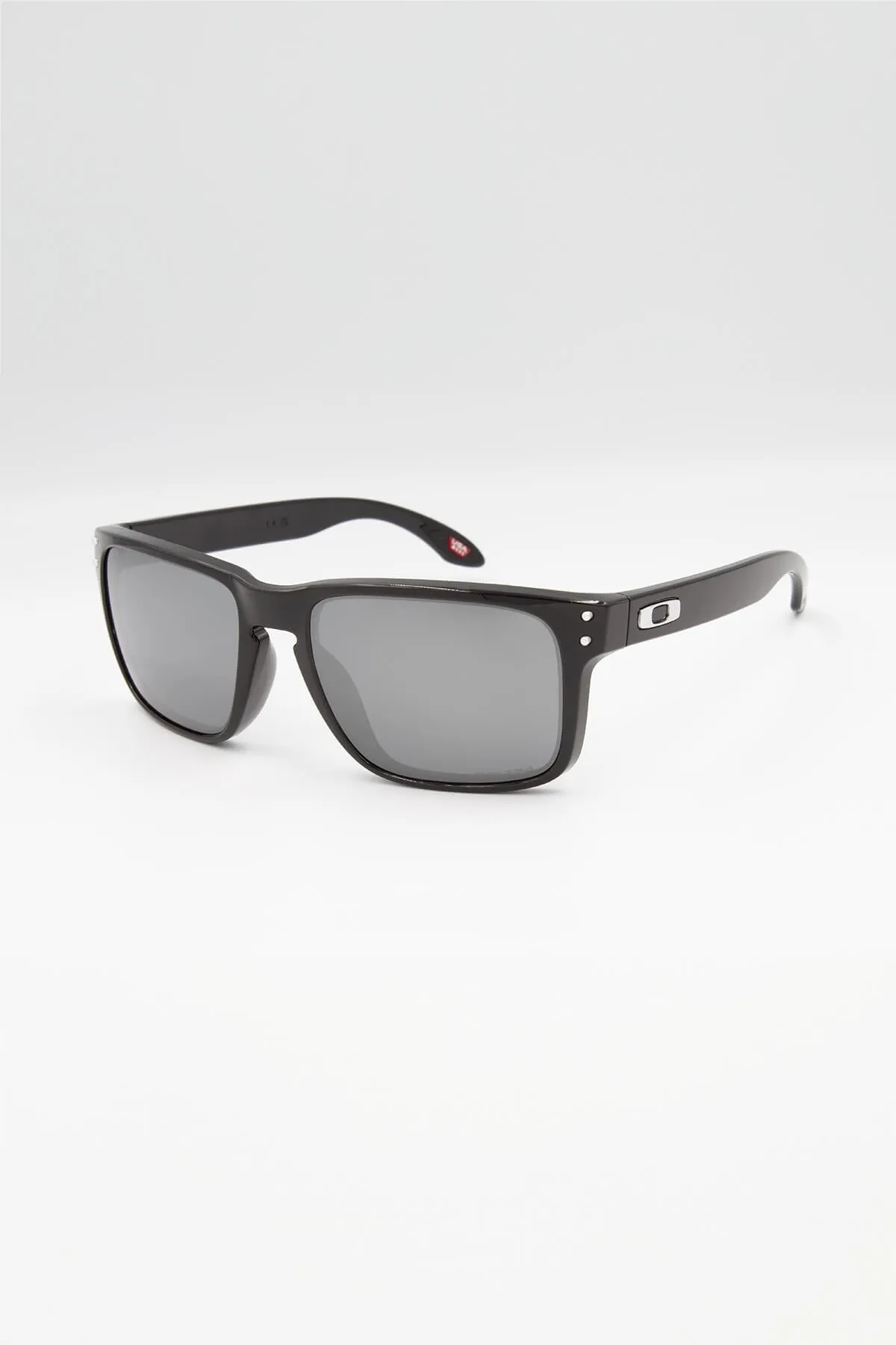 Oakley Holbrook