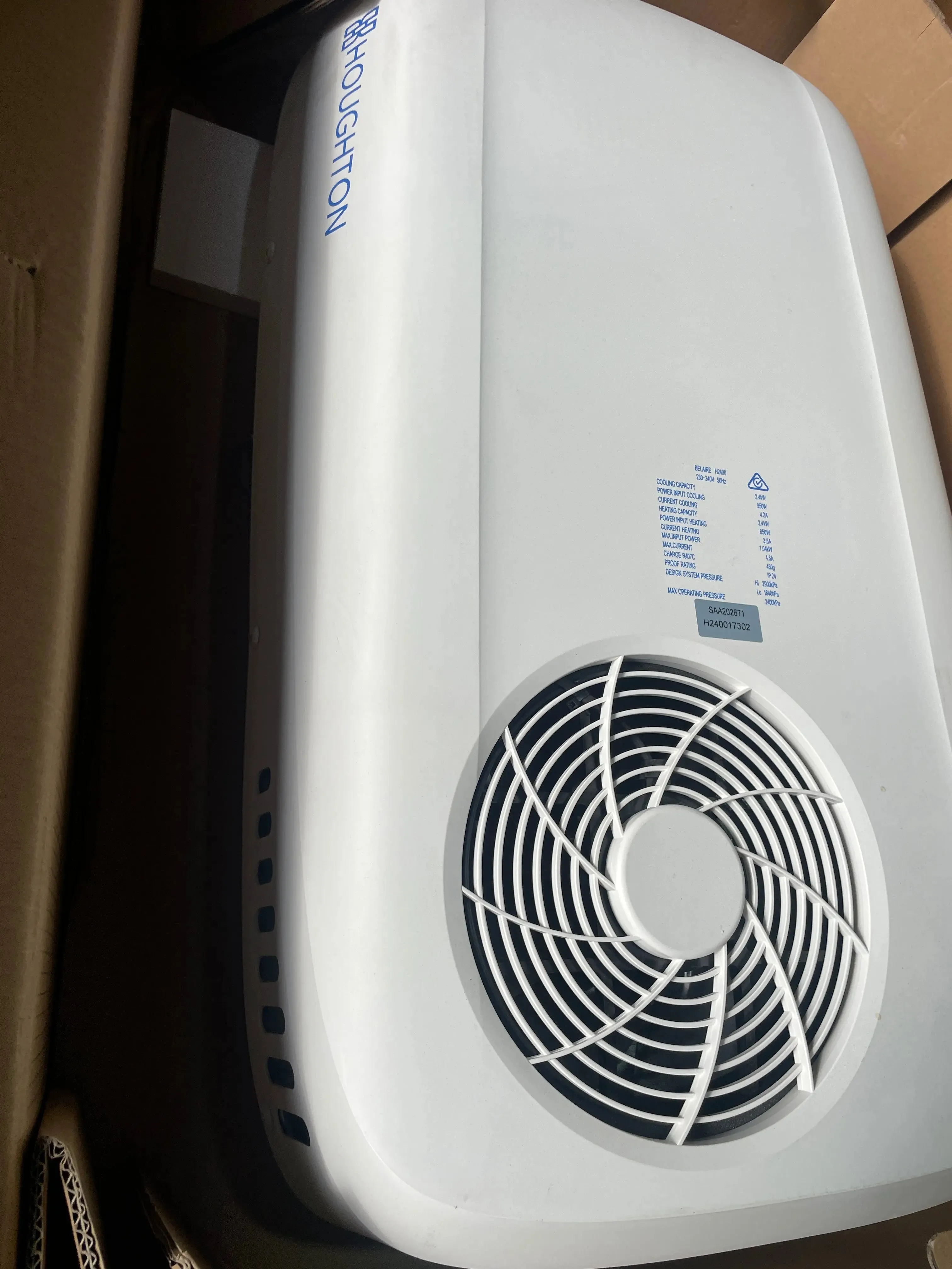 Used Near New Houghton Belaire Hb2400 ReveRSe Cycle Roof Top Air Conditioner