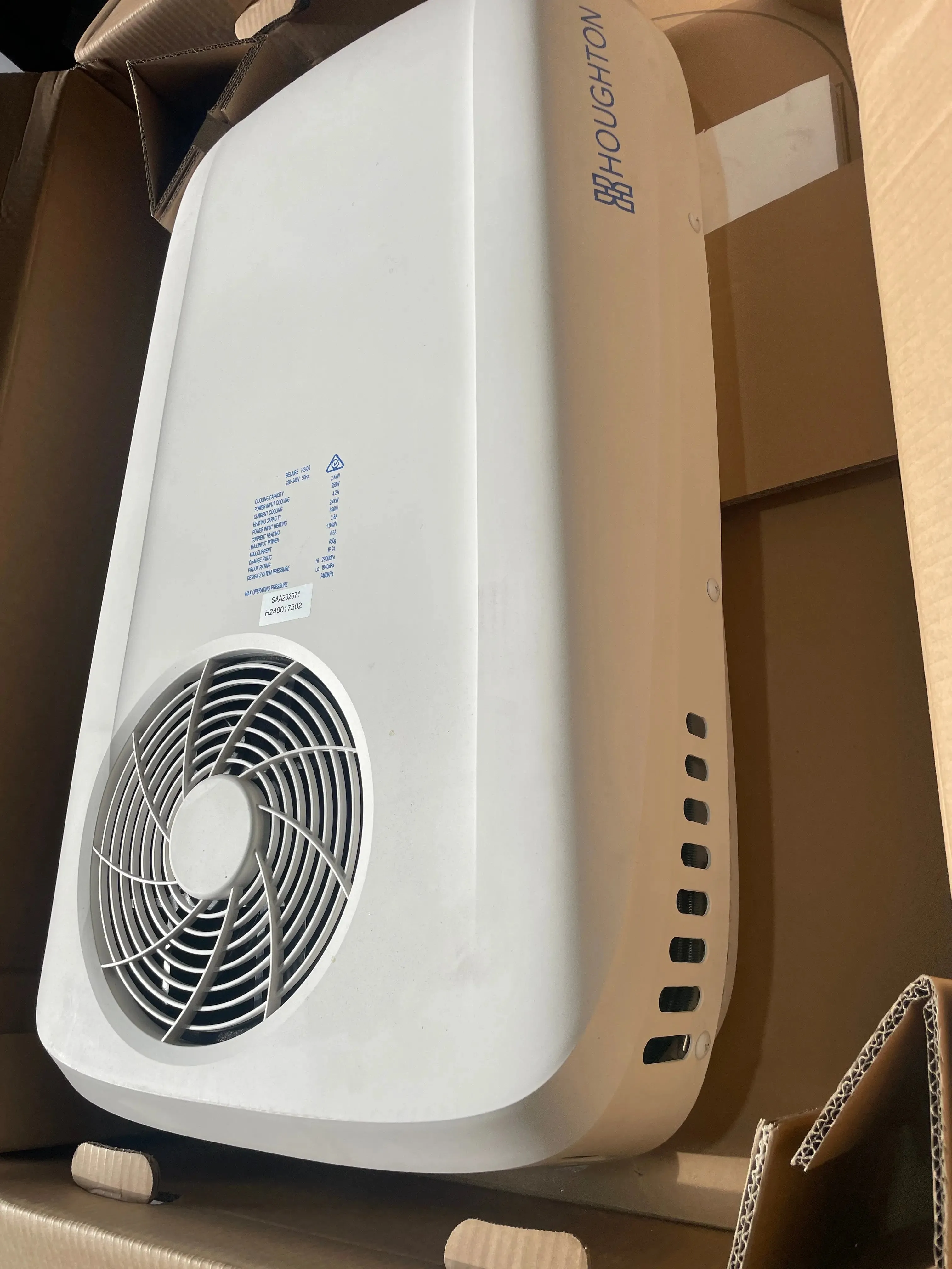 Used Near New Houghton Belaire Hb2400 ReveRSe Cycle Roof Top Air Conditioner