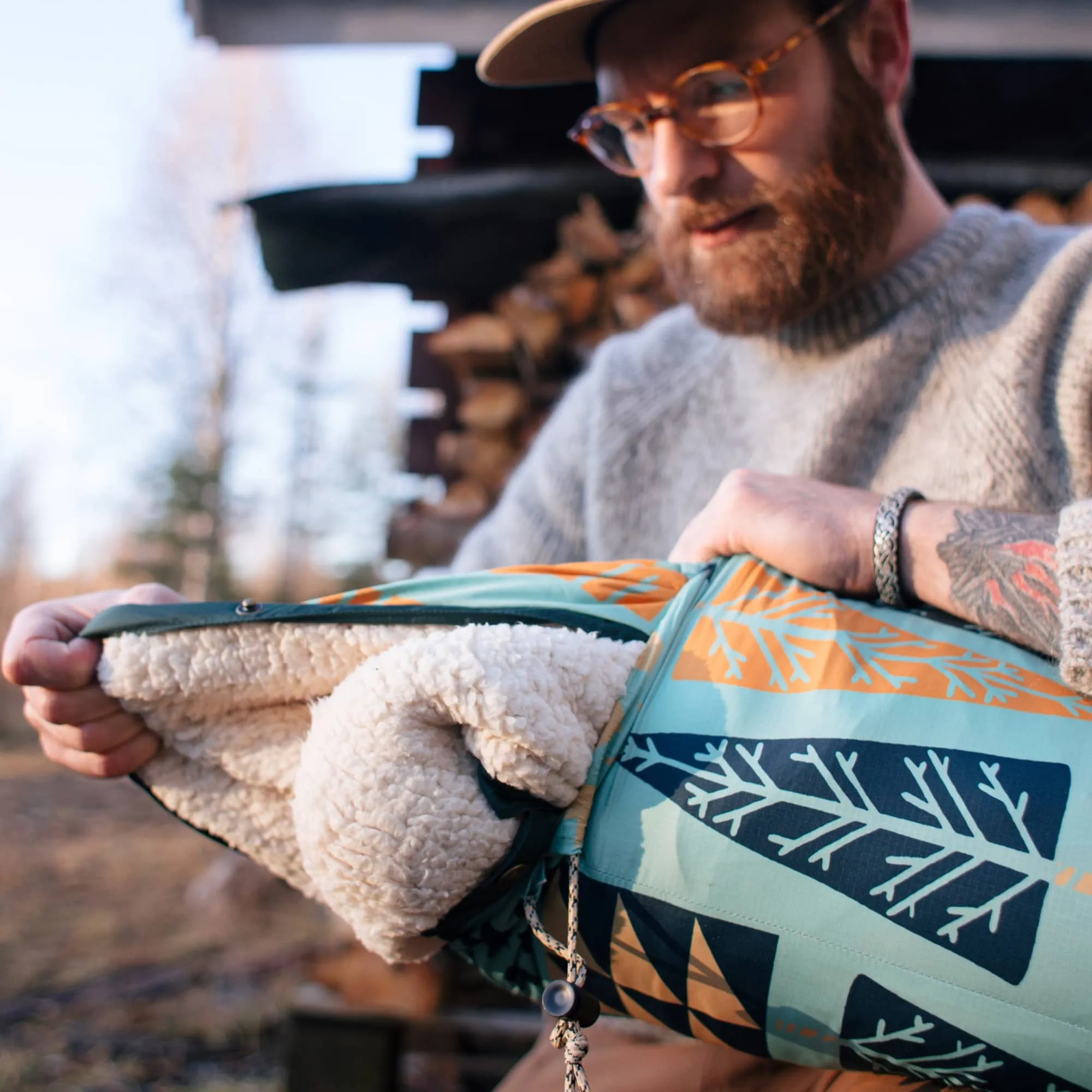 VOITED CloudTouch® Indoor/Outdoor Camping Blanket  - Nordic Forest