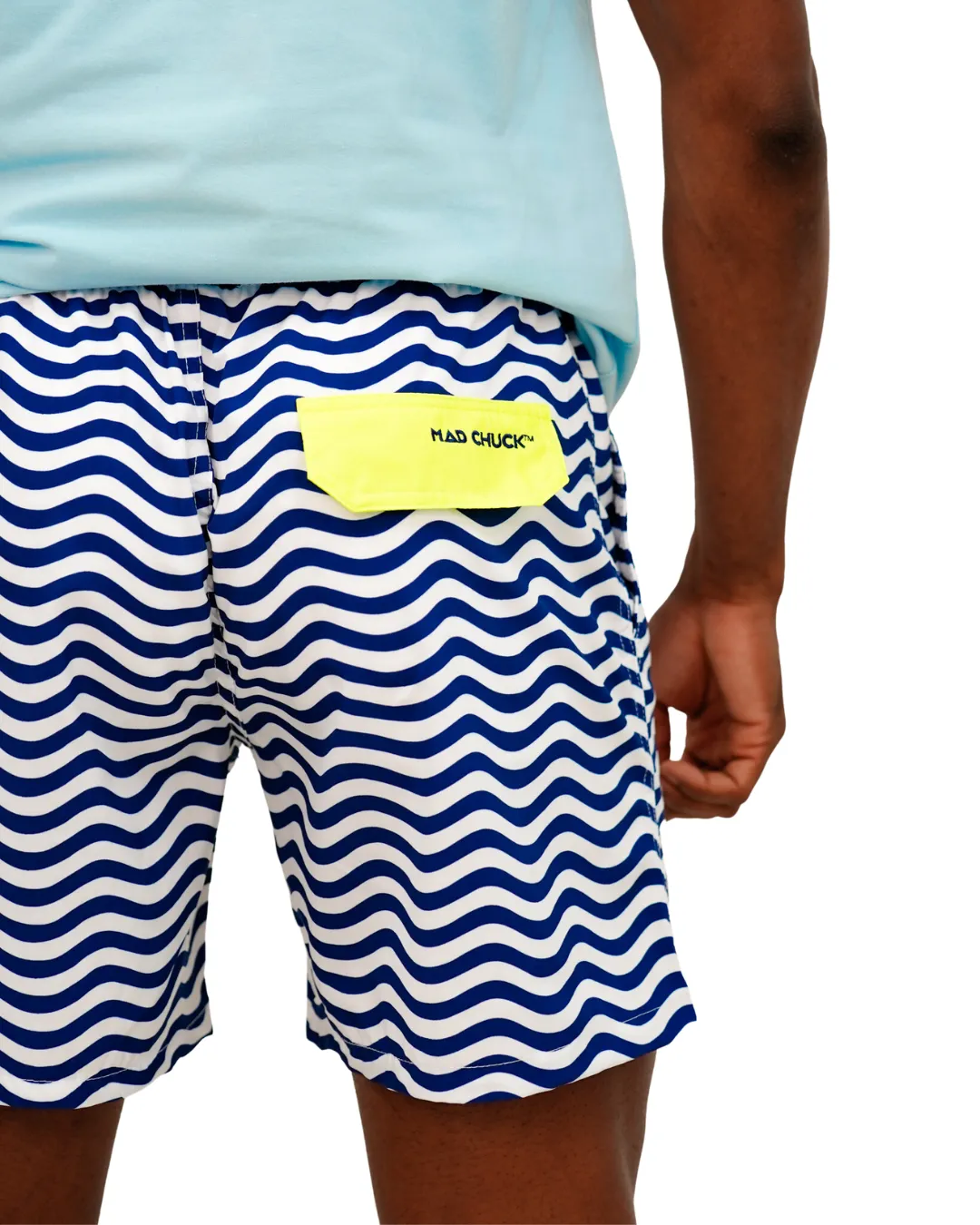 WAVES VOLLEY
